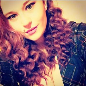 Meet your Posher, Katelyn